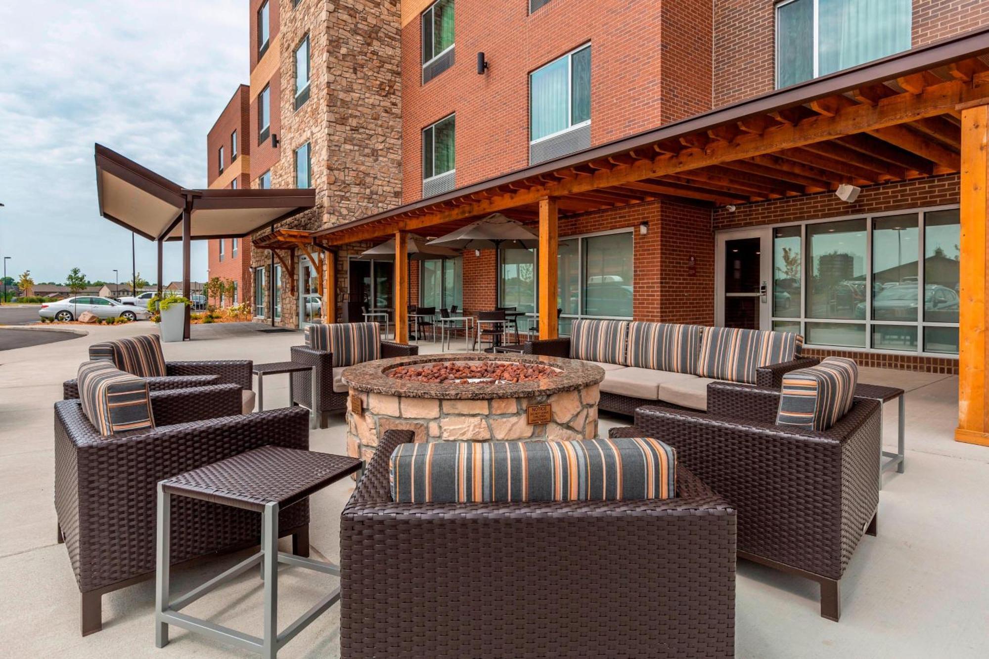 Towneplace By Marriott Keeneland/airport Hotel